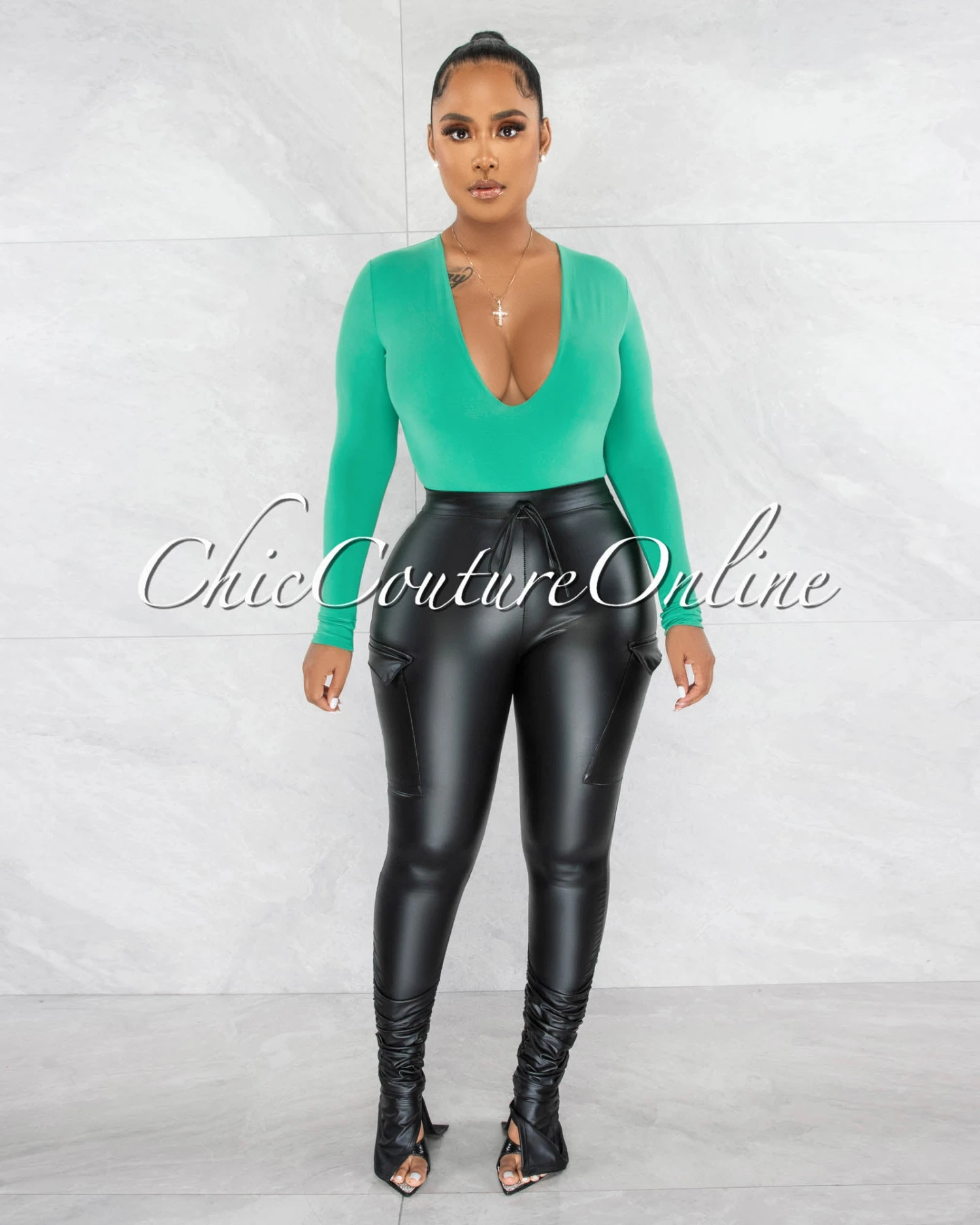 Nilam Green Deep V Neck Long Sleeves Bodysuit - Image 5