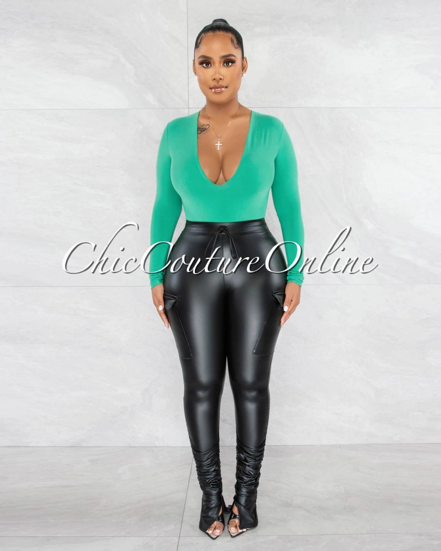 Nilam Green Deep V Neck Long Sleeves Bodysuit - Image 6