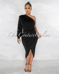 Jiselle Black Single Long Sleeve Midi Dress