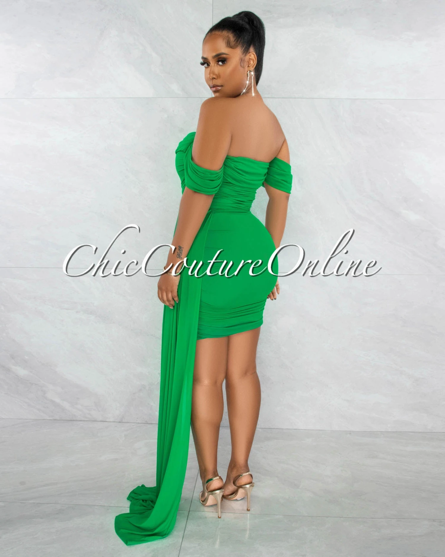 Cammy Green Ruched Mesh Off-The Shoulders Train Dress - Image 3